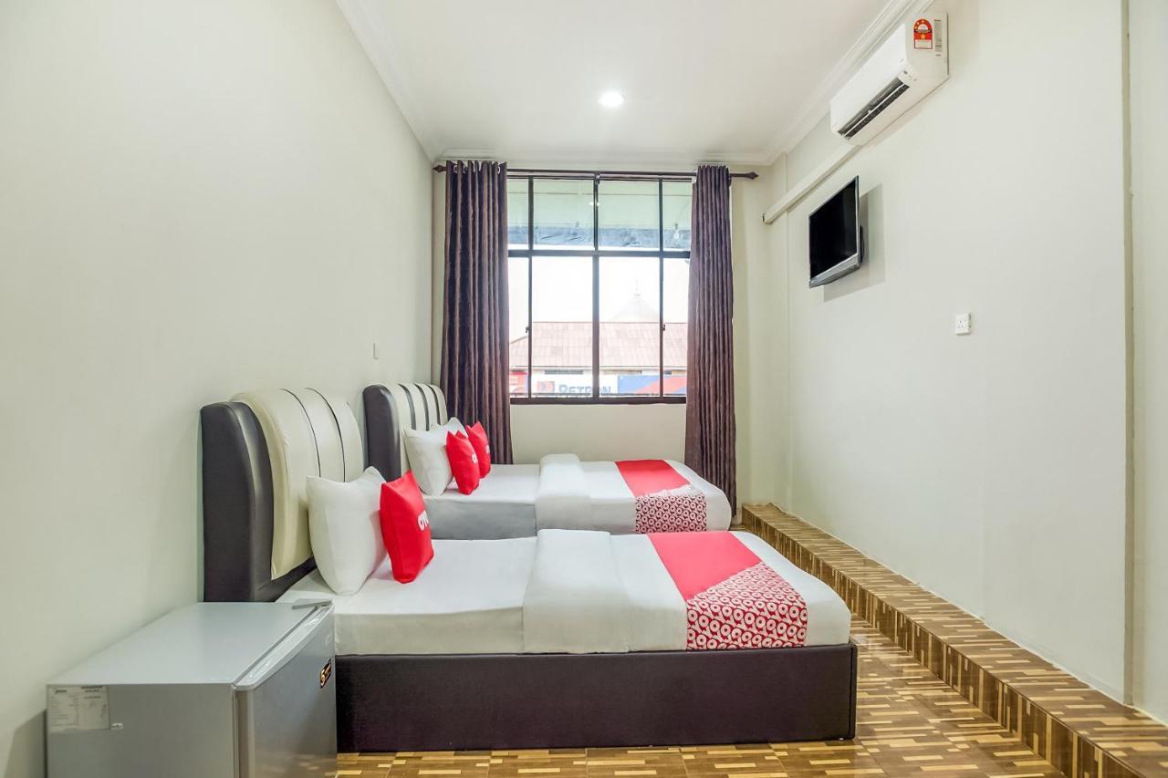 Oyo 89712 Grand Inn Semporna Εξωτερικό φωτογραφία