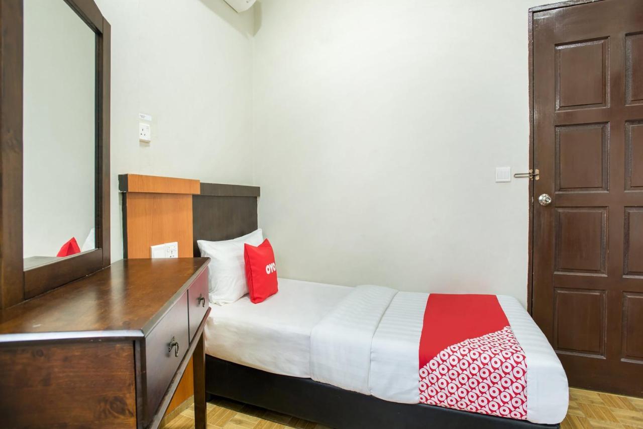 Oyo 89712 Grand Inn Semporna Εξωτερικό φωτογραφία