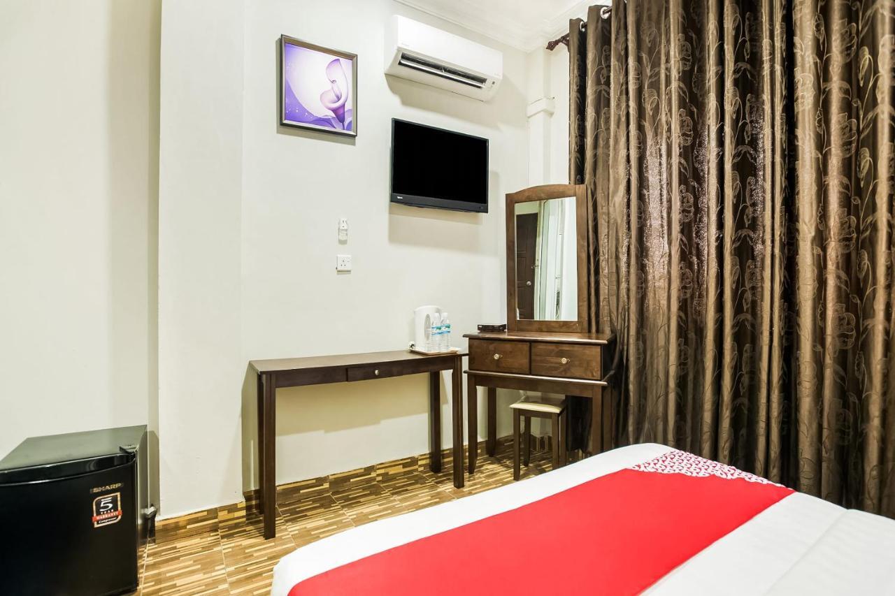 Oyo 89712 Grand Inn Semporna Εξωτερικό φωτογραφία