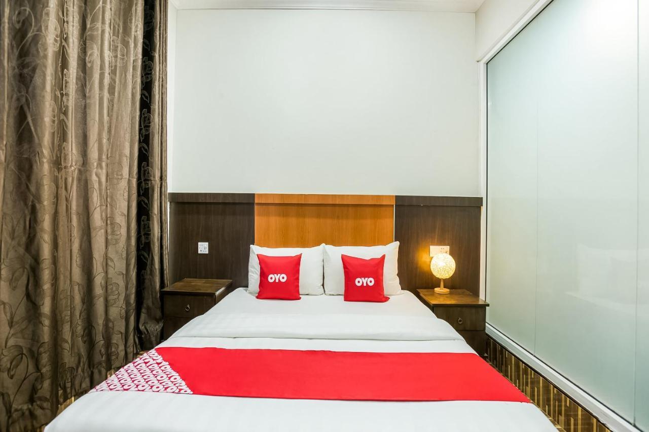 Oyo 89712 Grand Inn Semporna Εξωτερικό φωτογραφία