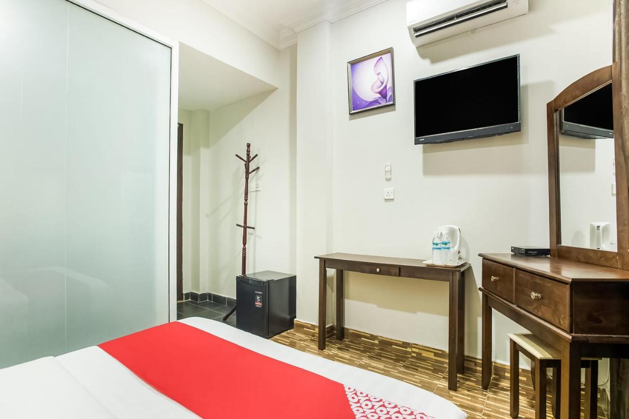 Oyo 89712 Grand Inn Semporna Εξωτερικό φωτογραφία